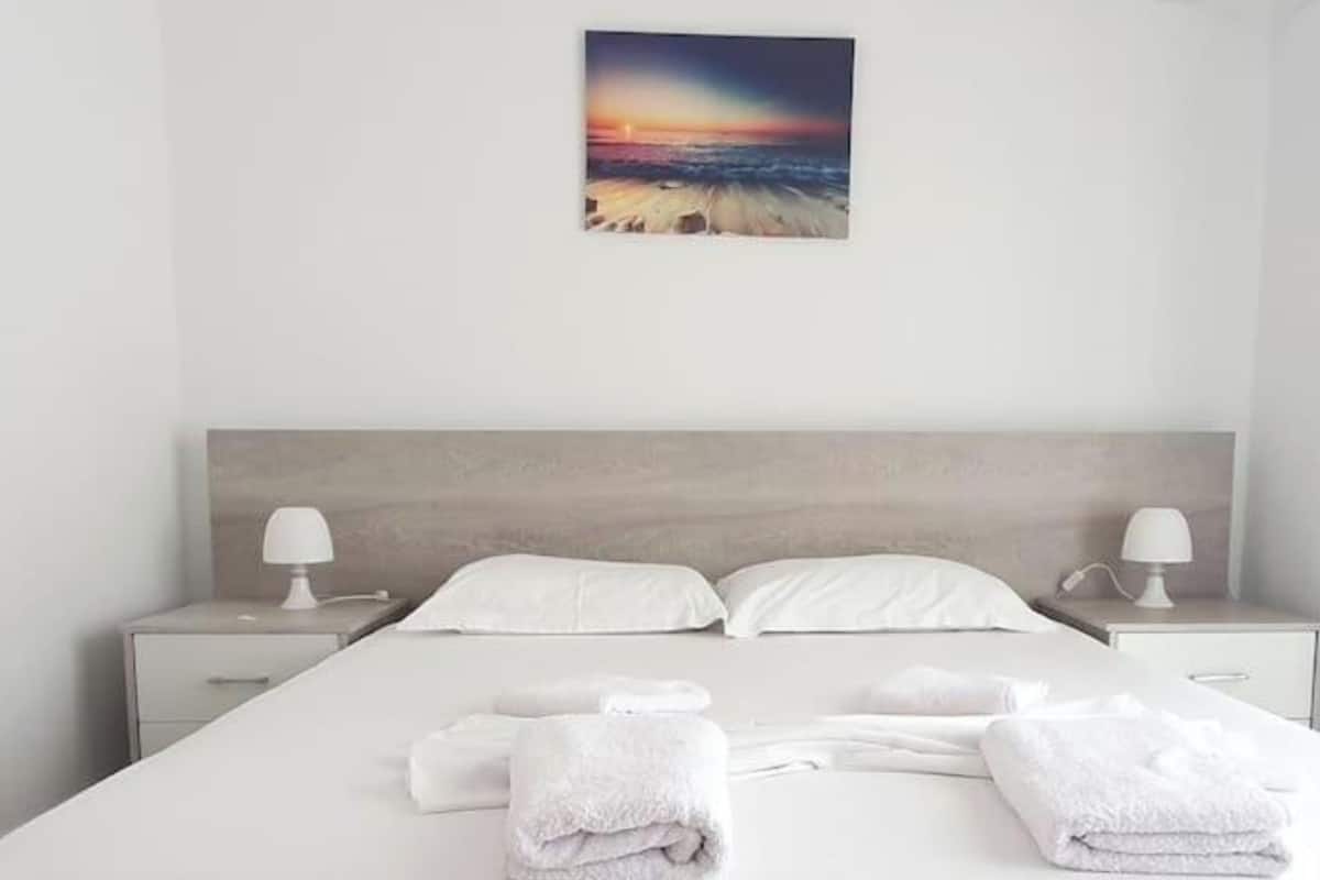 Wi-Fi gratuit, draps fournis