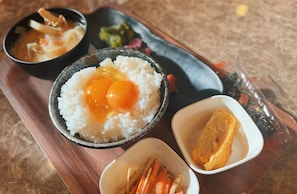 餐飲