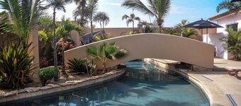 The Cerritos Beach Inn