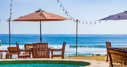 The Cerritos Beach Inn