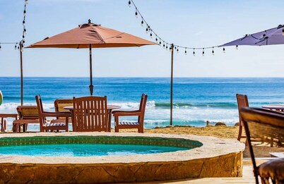 The Cerritos Beach Inn