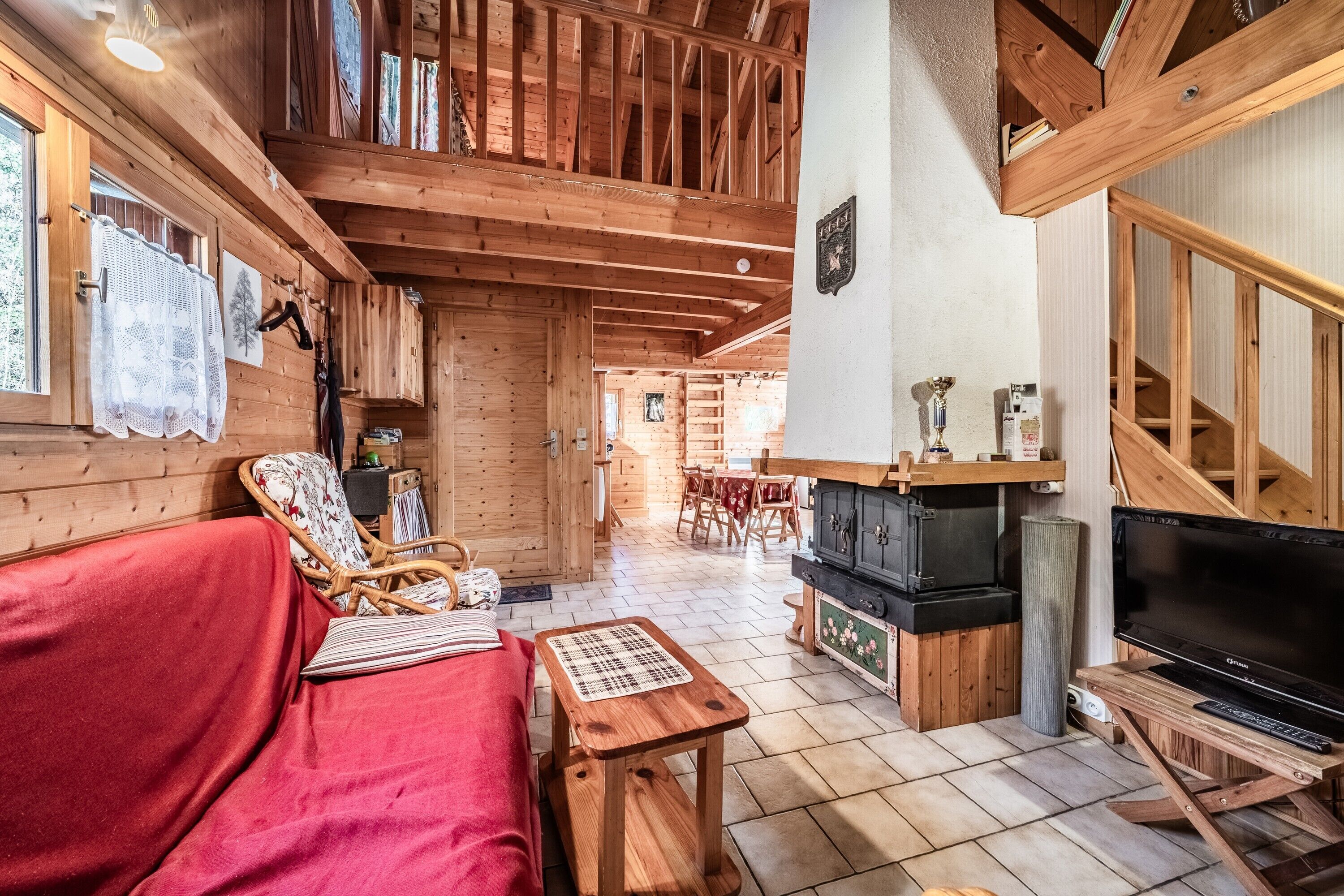 Televisio, pöytätennispöytä