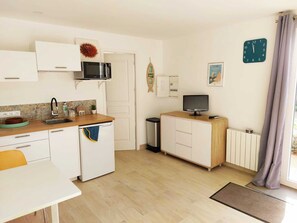 Private kitchen - Le cocon de Port Blanc 300m from the beach (Penvénan)