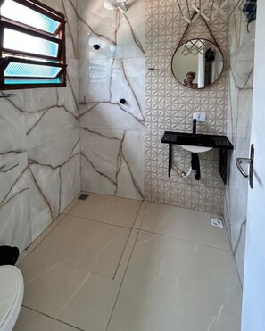 シャワー、ビデ