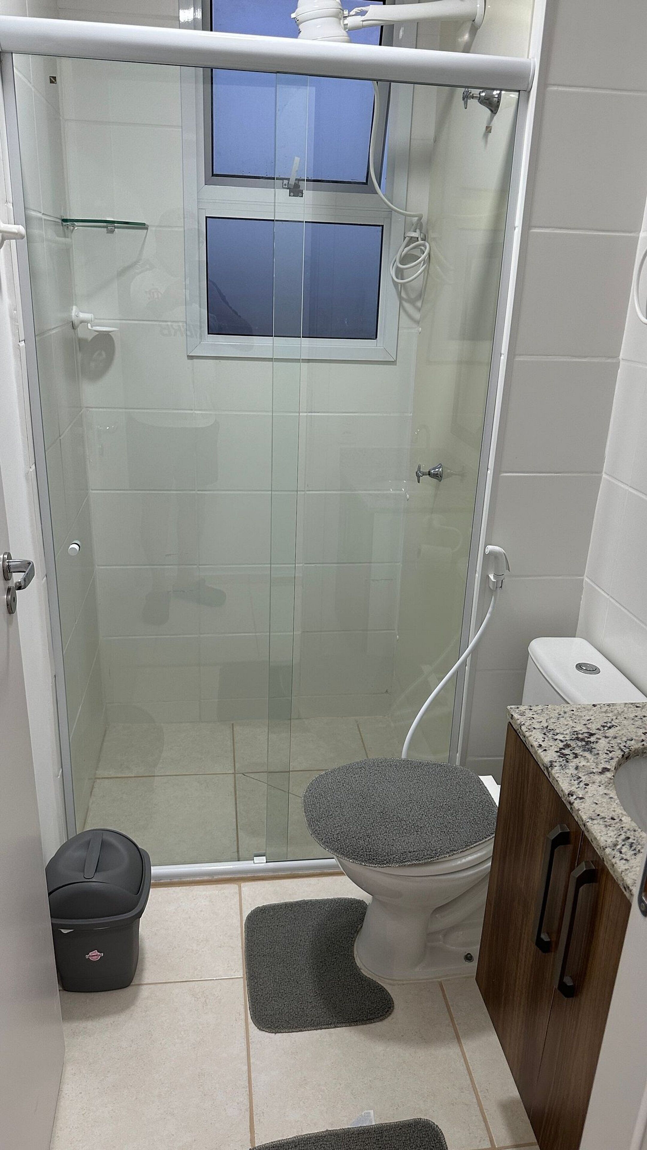 Apartment | Bathroom | Shower, designer toiletries, hair dryer, bathrobes