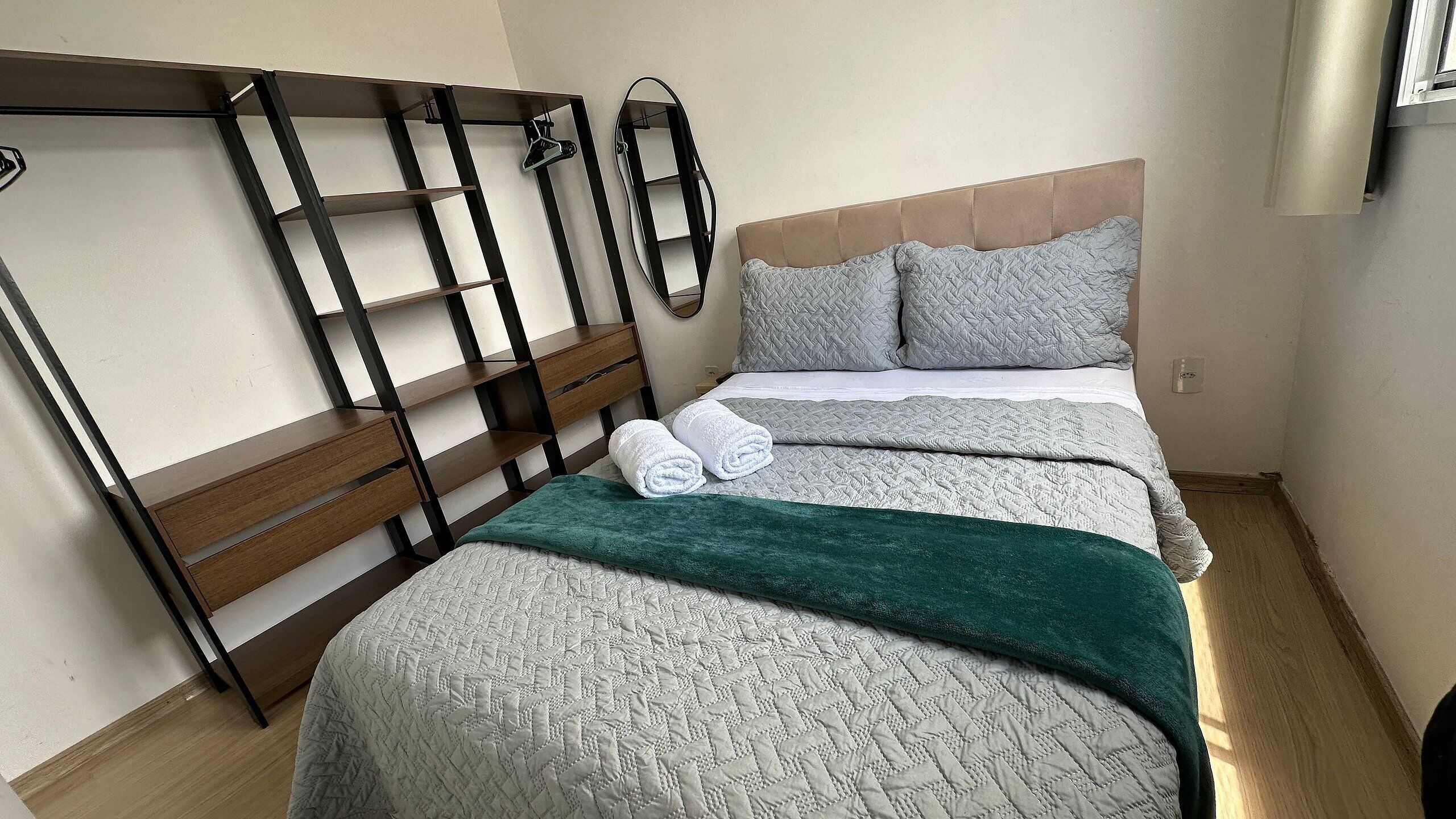 Iron/ironing board, free WiFi, bed sheets