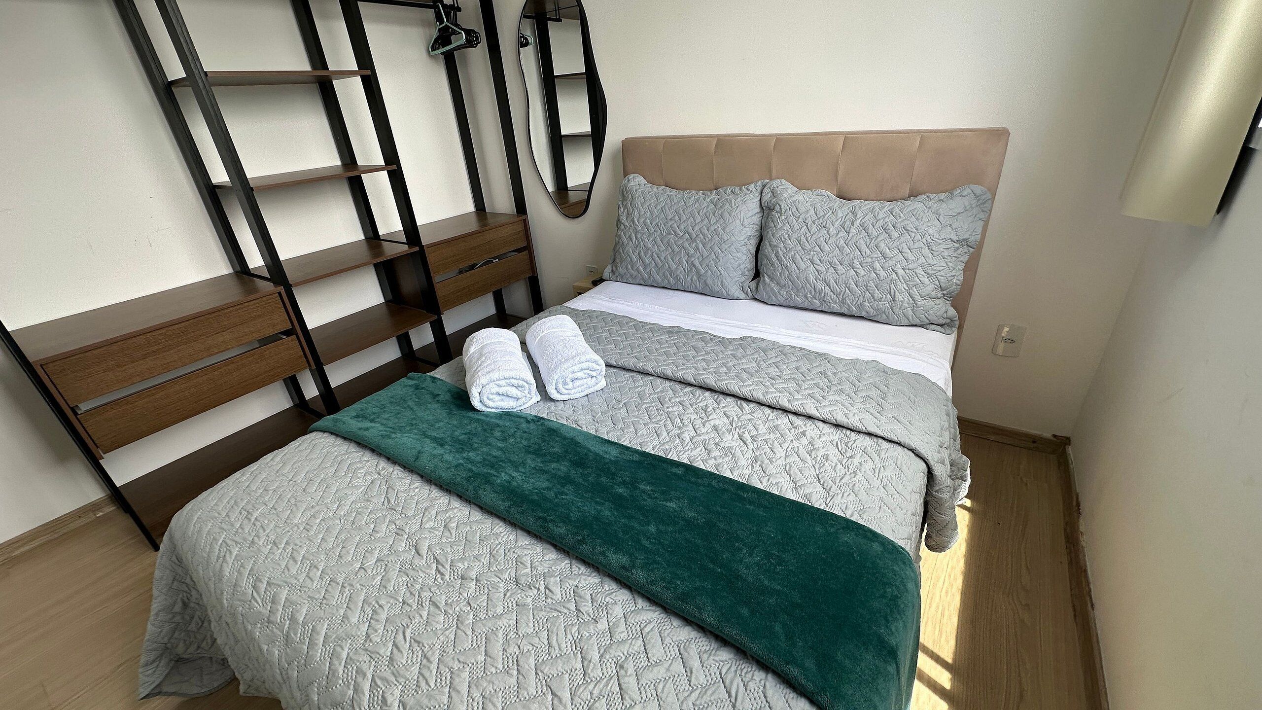 Iron/ironing board, free WiFi, bed sheets