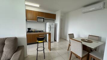 Apartment | Dining