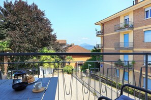 Outdoor dining - Helvetia 24 (Baveno)