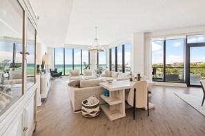 Smart TV - Gulf Front Rental- Costa Blanca Penthouse Suite 400 (Santa Rosa Beach)
