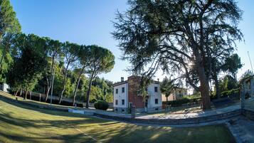 Enceinte de lâhĂ©bergement