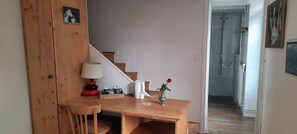 Shower, hair dryer, towels - Guest Room "Le Camélia" with Shared Pool and Wi-Fi (Lyon)