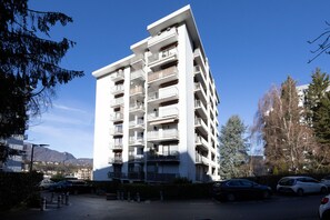 Esterni