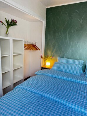 4 chambres, fer et planche à repasser, Wi-Fi, draps fournis