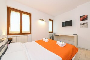 Strykjärn/strykbräda och gratis wi-fi