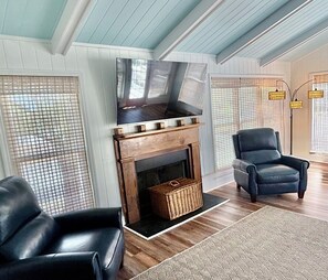 Interior - Seaside Shenanigans on 7th, Tybee Beach House (Tybee Island)
