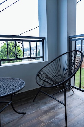 Apartment, 2 Schlafzimmer | Balkon