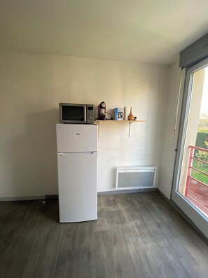 Interior - Quiet, well-located studio apartment on the edge of the Garonne River (Toulouse)