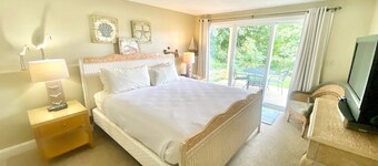 Generic One Bedroom- down flight of stairs