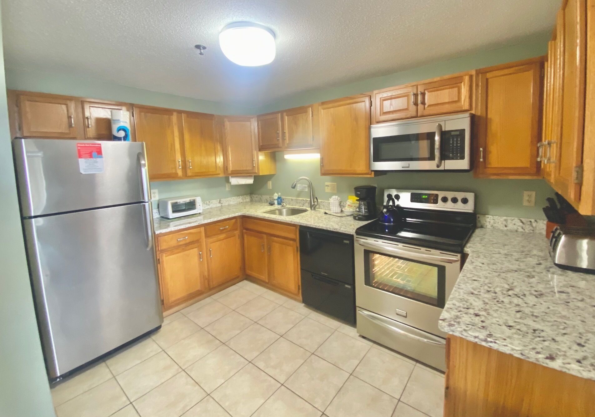 Fridge, microwave, oven, dishwasher