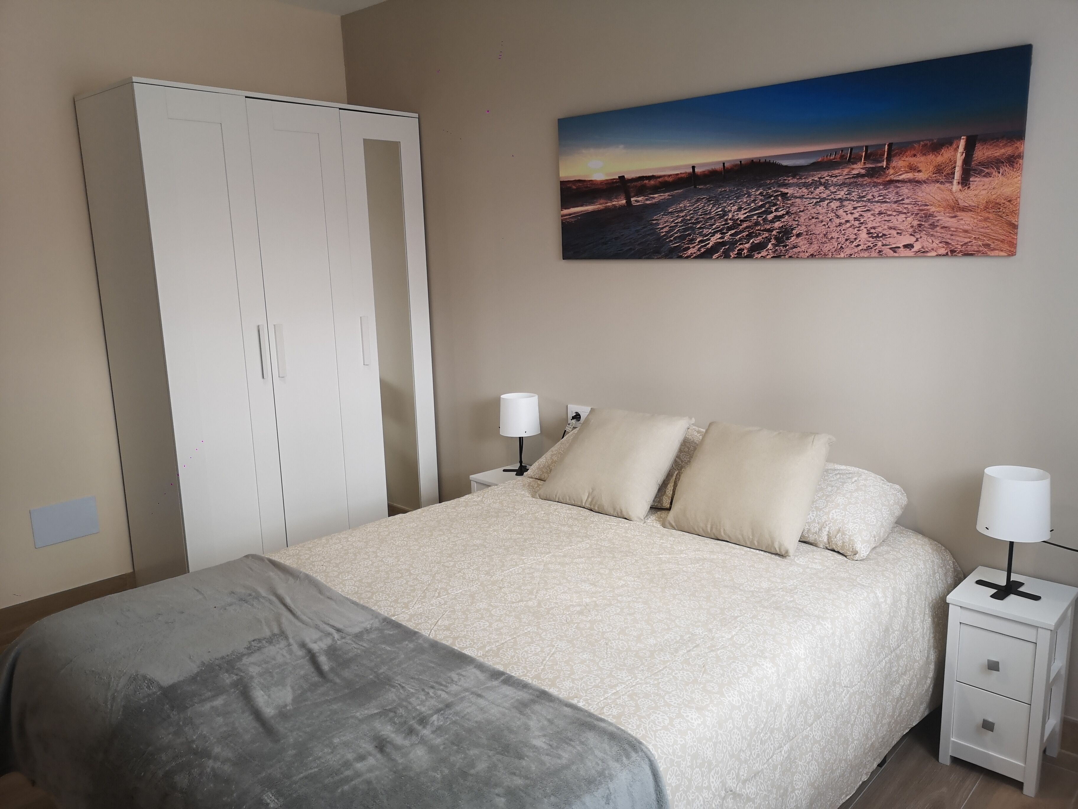 Double Room, Shared Bathroom, City View | Iron/ironing board, free WiFi