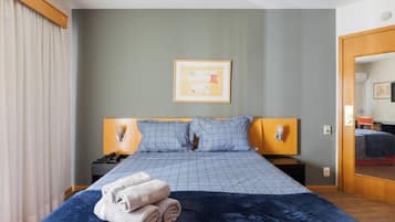 Estúdio conforto, vista para a cidade | Cortinas blackout, ferros/tábuas de passar roupa, Wi-Fi de cortesia