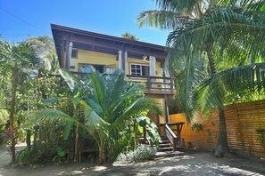 Exterior - Encanto Caribe Studio by Island House Vacation Rentals (West bay)