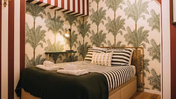 Eenvoudig appartement, balkon | Een strijkplank/strijkijzer, gratis wifi