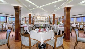 Dining - HS Kontiki from Luxor( Sat-Wed),or Aswan (Wed-Sat) (Luxor)