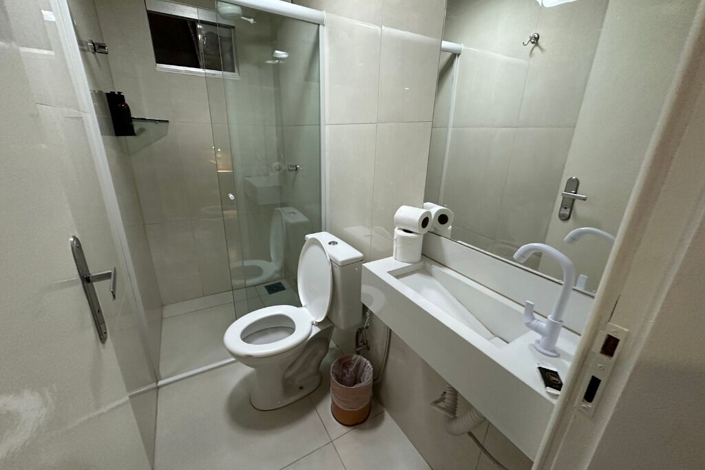 Deluxe Double Room | Bathroom | Shower, hair dryer, towels, soap