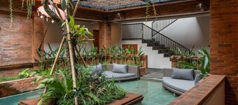 Baliris Home Boutique