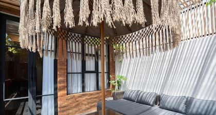 Baliris Home Boutique