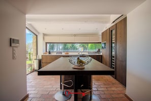 Private kitchen - La Ferme de Saint Paul - La Colle sur Loup (La Colle-sur-Loup)
