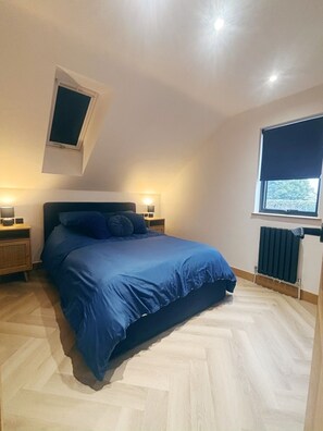 Iron/ironing board, WiFi, bed sheets - Modern Brandesburton Studio Near Beverley, Hornsea & the Coast (Brandesburton)
