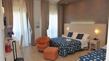 Zimmersafe, Schreibtisch, kostenloses WLAN, Rollstuhlgeeignet