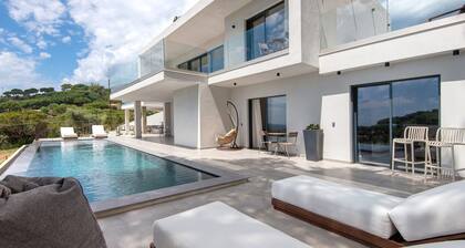 Villa 'Moddissi Charme' with Sea View, Wi-Fi and Air Conditioning