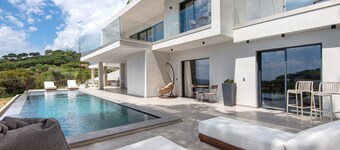 Villa 'Moddissi Charme' with Sea View, Wi-Fi and Air Conditioning