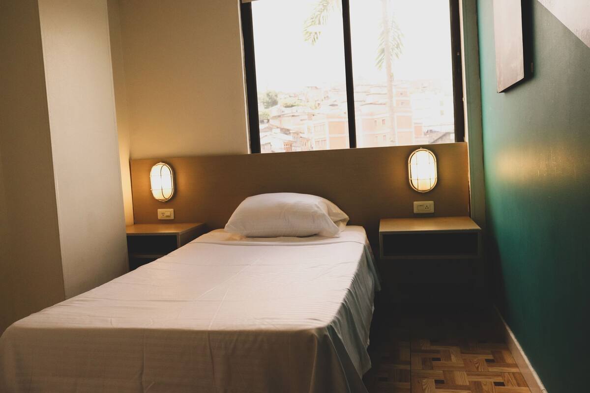 Standard Single Room, City View | Free WiFi