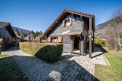 Chalet "6p Comfort - The Royal Eagle" with Mountain View, Shared Terrace and Wi-Fi
