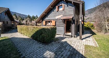 Chalet "6p Comfort - The Royal Eagle" with Mountain View, Shared Terrace and Wi-Fi