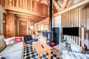 Ping pong - Chalet "6p - Le Casse Noisette" with Shared Terrace and Wi-Fi (Verchaix)