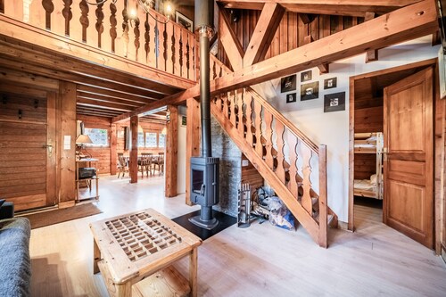 Chalet “6p Comfort - L’ours Blanc”: Mountain View, Private Garden & Wi-Fi