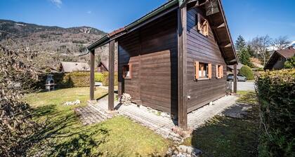 Chalet “4p Simple - La Gélinotte”: Mountain View, Private Terrace & Wi-Fi