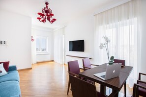 Living area - Magnolia- 2-bedroom apartment with balcony (Massa Lubrense)