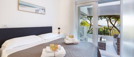 WiFi、ベッドシーツ