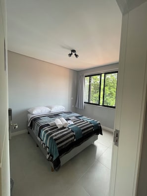 Double Room, City View | Free WiFi - Social Hostel (Curitiba)