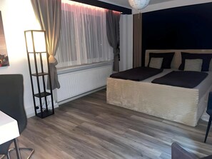 Room - Studio Apartment '1 Sz Goslar Am Harz' with Mountain View and Shared Garden (Goslar)