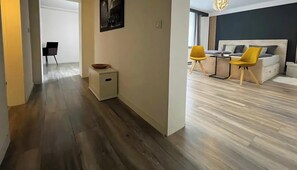 Interior - Studio Apartment '1 Sz Goslar Am Harz' with Mountain View and Shared Garden (Goslar)