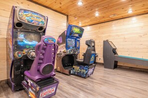 Games room - Spacious 6BD w/ Pool | Hot Tub + Theater + Games | (Sevierville)