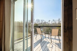 Interior - Spacious 6BD w/ Pool | Hot Tub + Theater + Games | (Sevierville)